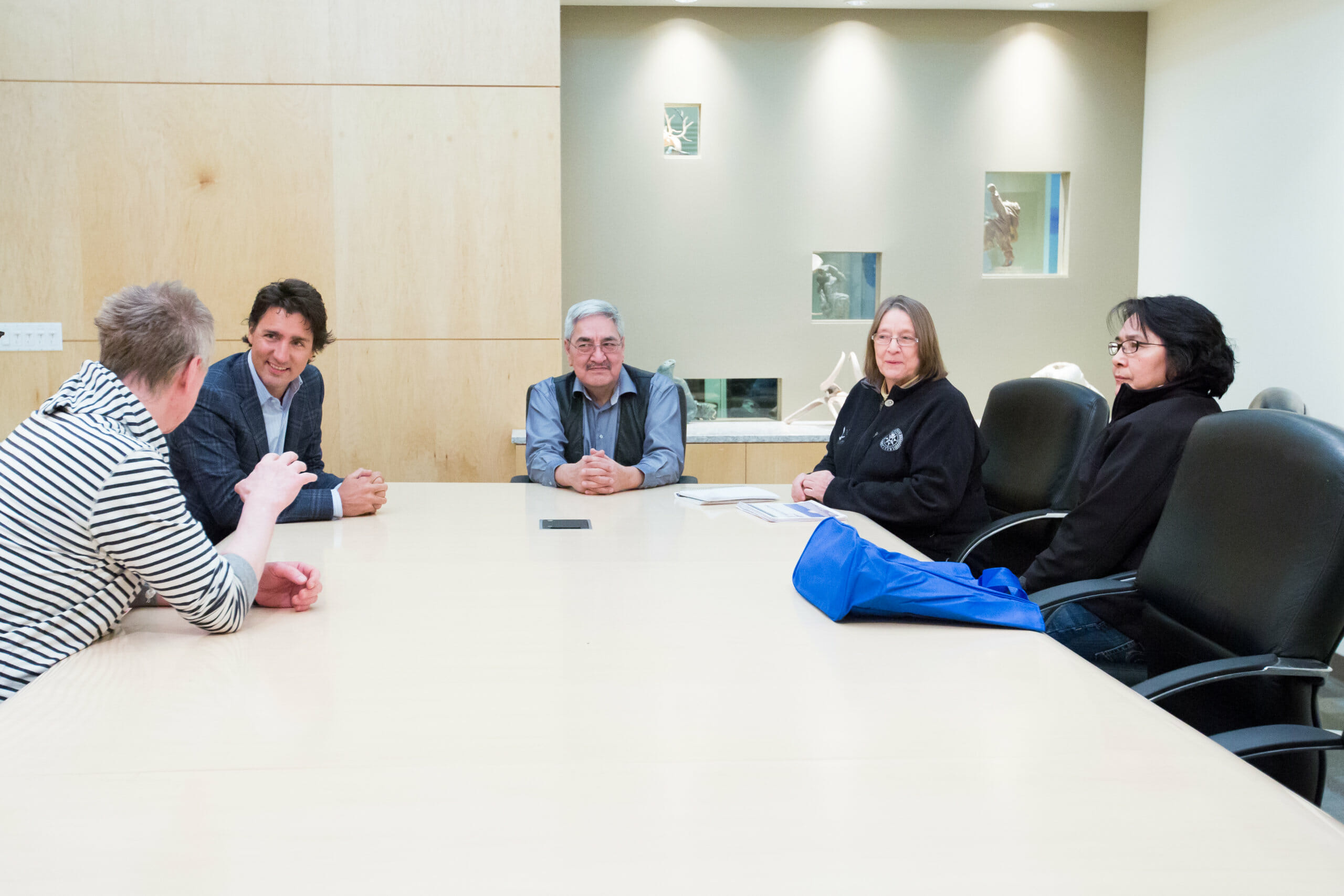 Justin meets with Inuvialuit Regional Council